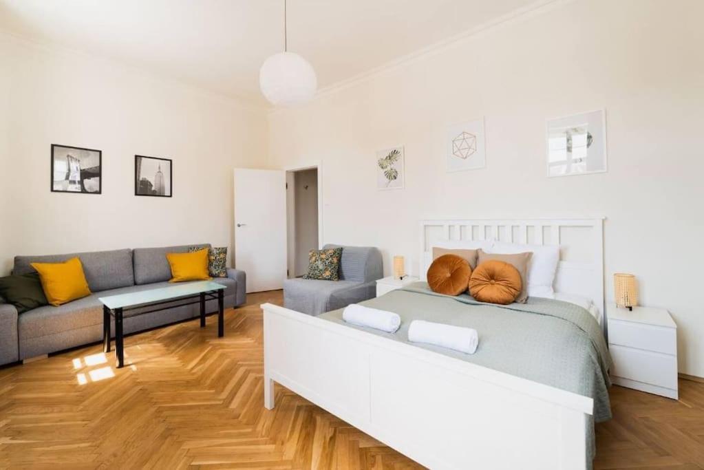 Duze Mieszkanie W Samym Rynku Wrocław Exterior foto